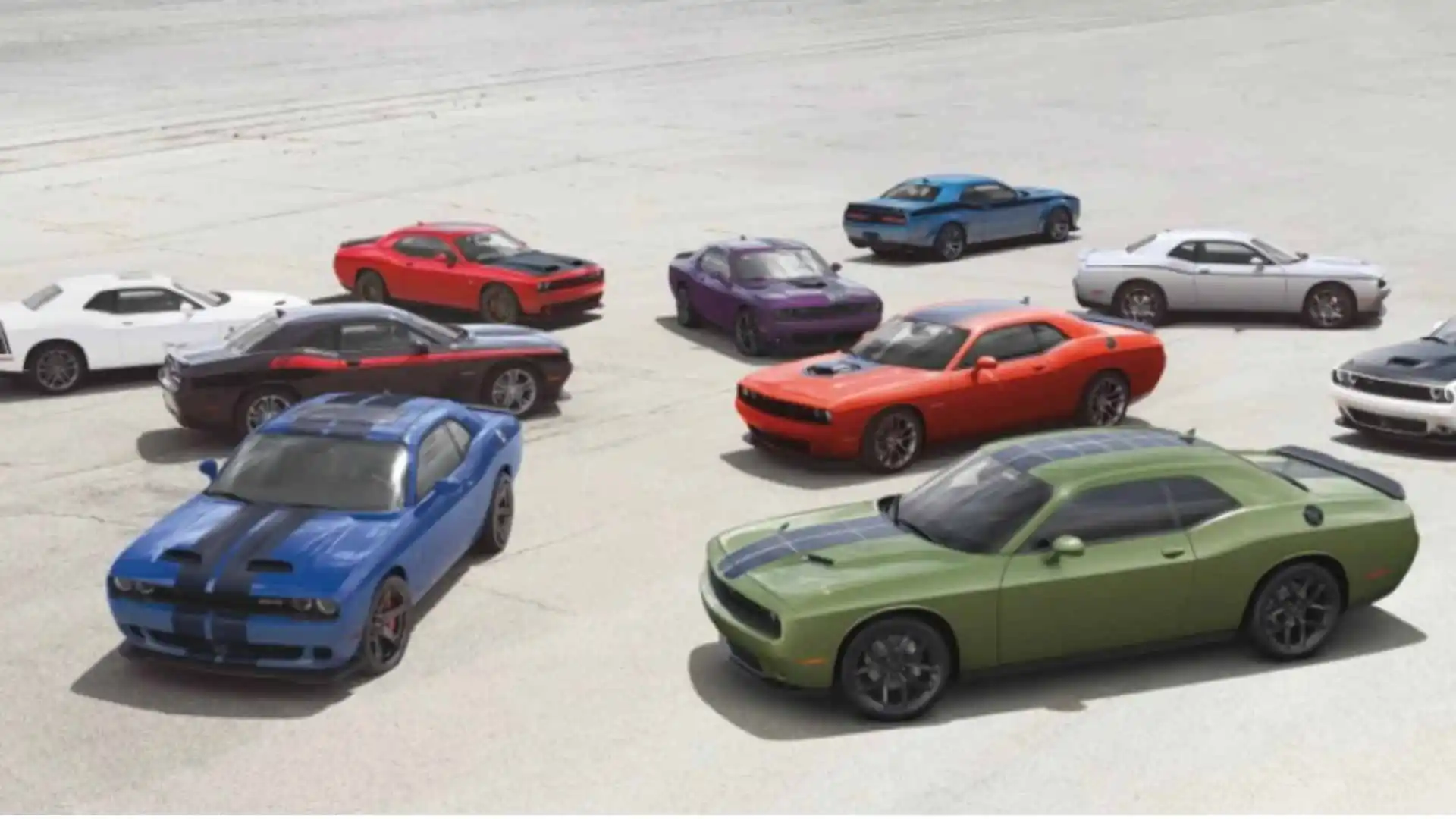 Muscle car with challenge stripes for a racing-inspired look.